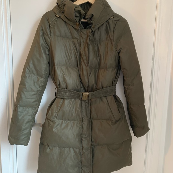 *SOLD* BCBG Winter Parka - Picture 3 of 6